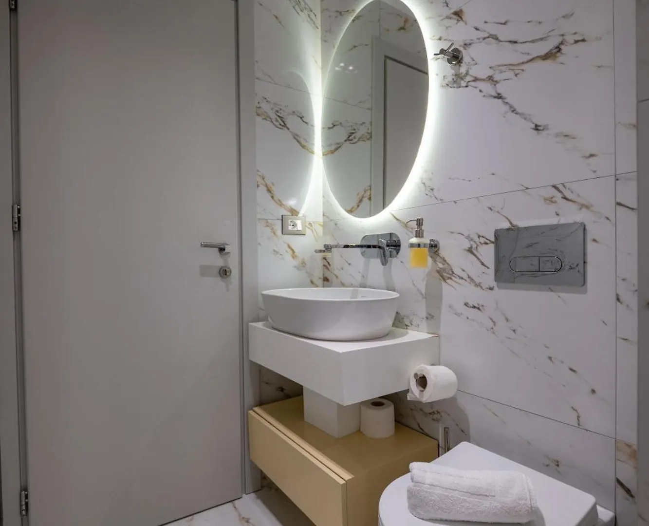 ***  Norge Hotel Ksamil Albania